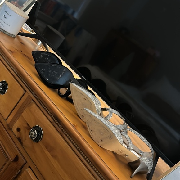 2pairs!! Black and silver Women's Heels - Picture 4 of 4